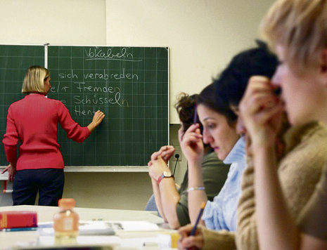 Deutschkurs an der Volkshochschule – nicht für alle