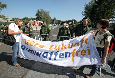 Seit Jahren ist Büchel wegen der dort stationierten Atomwaffen Ziel von Protestaktionen.