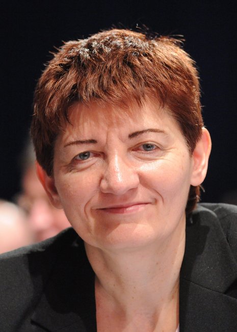 Cornelia Ernst ist Abgeordnete der LINKEN im Europäischen Parlament und Mitglied im Ausschuss für Bürgerliche Freiheiten, Justiz und Inneres.