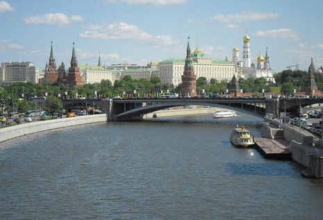 Der Kreml im Panorama von der Patriarchenbrücke aus gesehen.