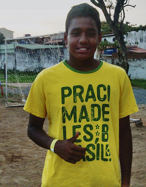 Pedro, 14, Torwart beim FC Karanba
